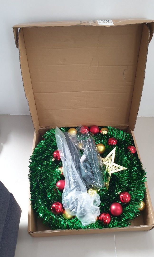 6 FT FOLDABLE CHRISTMAS TREE POP UP ARTIFICIAL TINSEL WITH ORNAMENTS (Category: Other Home Decor) located in Malabon City. Submitted by toughMeg (Listing ID 1469164378, Image 3). Description: 6 FT FOLDABLE CHRISTMAS TREE POP UP ARTIFICIAL TINSEL WITH ORNAMENTS.