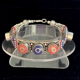 (Category: ) located in . Submitted by amidalajewelryandartifacts (Listing ID 1469240357, Image 1). Description: .
