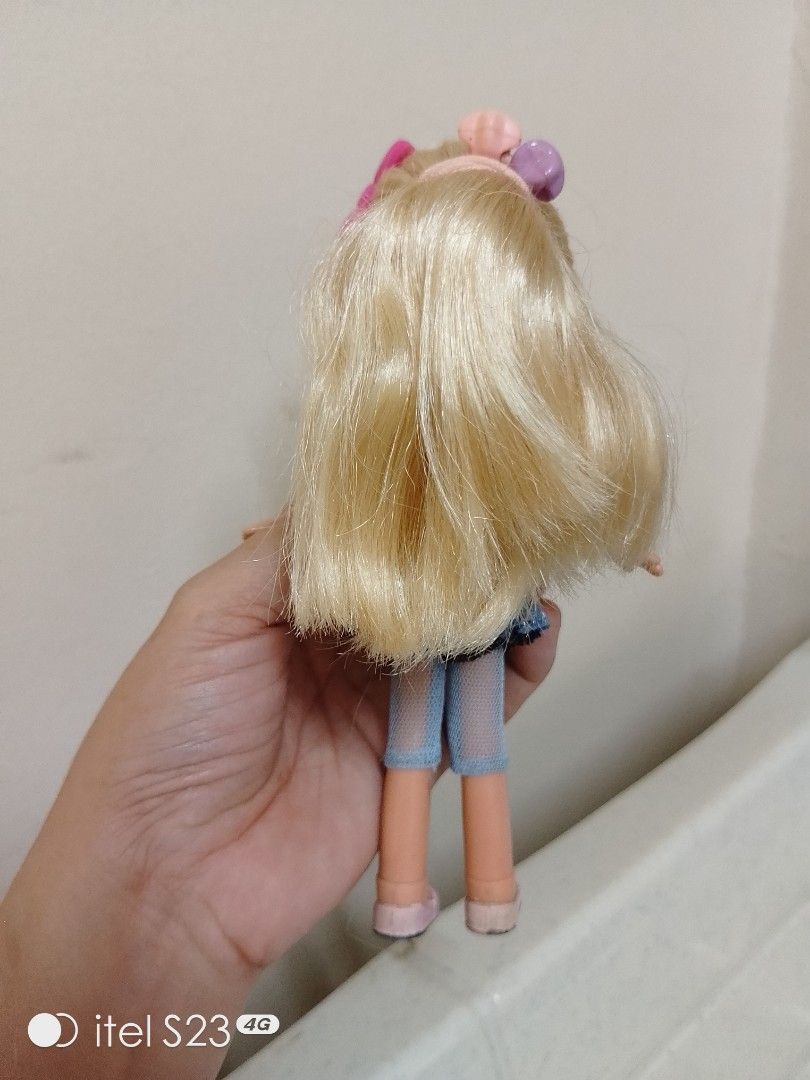 7" Bratz Kidz Cloe doll (Category: Kids Toys) located in Quezon City. Submitted by bees.kitty (Listing ID 1469171905, Image 3). Description: 7" Bratz Kidz Cloe doll - preloved, sold as is - first to comment mine sa post, confirm and pay.