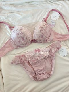 （分類：）位於 。 由 hk_lalaee 提交（商品編號 1469249967，圖片 1）。簡介： 。