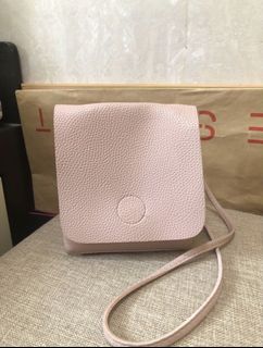 （分類：）位於 。 由 ttttttttts 提交（商品編號 1469232148，圖片 1）。簡介： 。
