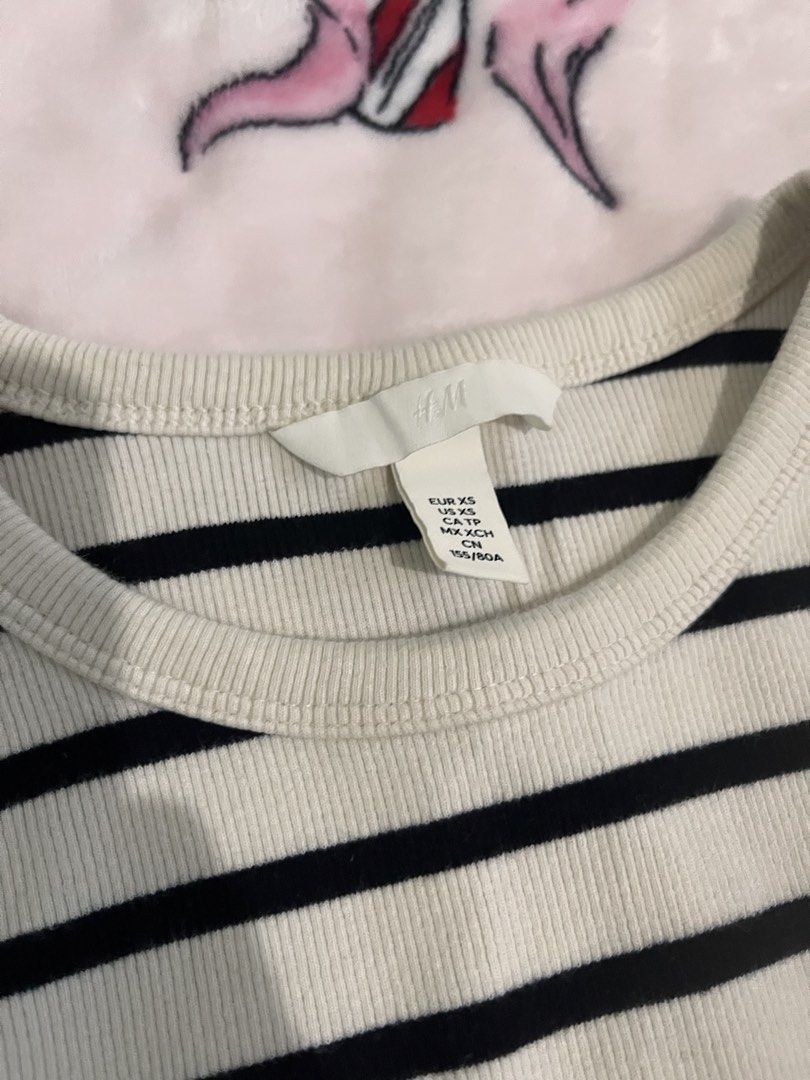 ⋆. 𐙚 ˚ h&m tank top (Category: Sleeveless) located in Makati City. Submitted by thezarachives (Listing ID 1469331030, Image 2). Description: .