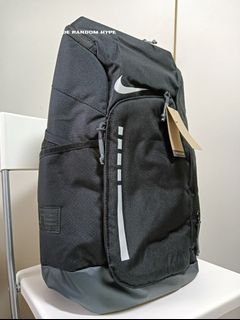 💯 % Authentic Nike varsity elite backpack / elite bag / Nike elite, Men ...
