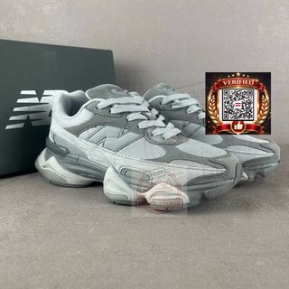 (Category: ) located in . Submitted by shoes.locker (Listing ID 1469303703, Image 1). Description: .