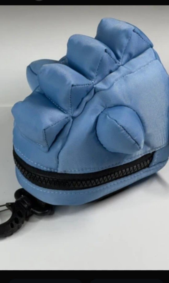 ✨ Angel Chen designer dragon tooth Mini Pouch/plush charm (Category: Purses & Pouches) located in Santa Rosa. Submitted by leShoppe (Listing ID 1469319859, Image 1). Description: 🗝️Unisex 🗝️ This piece is known for its avant-garde, sculptural aesthetic that mimics a soft, pillowy cloud or fist-like shape.