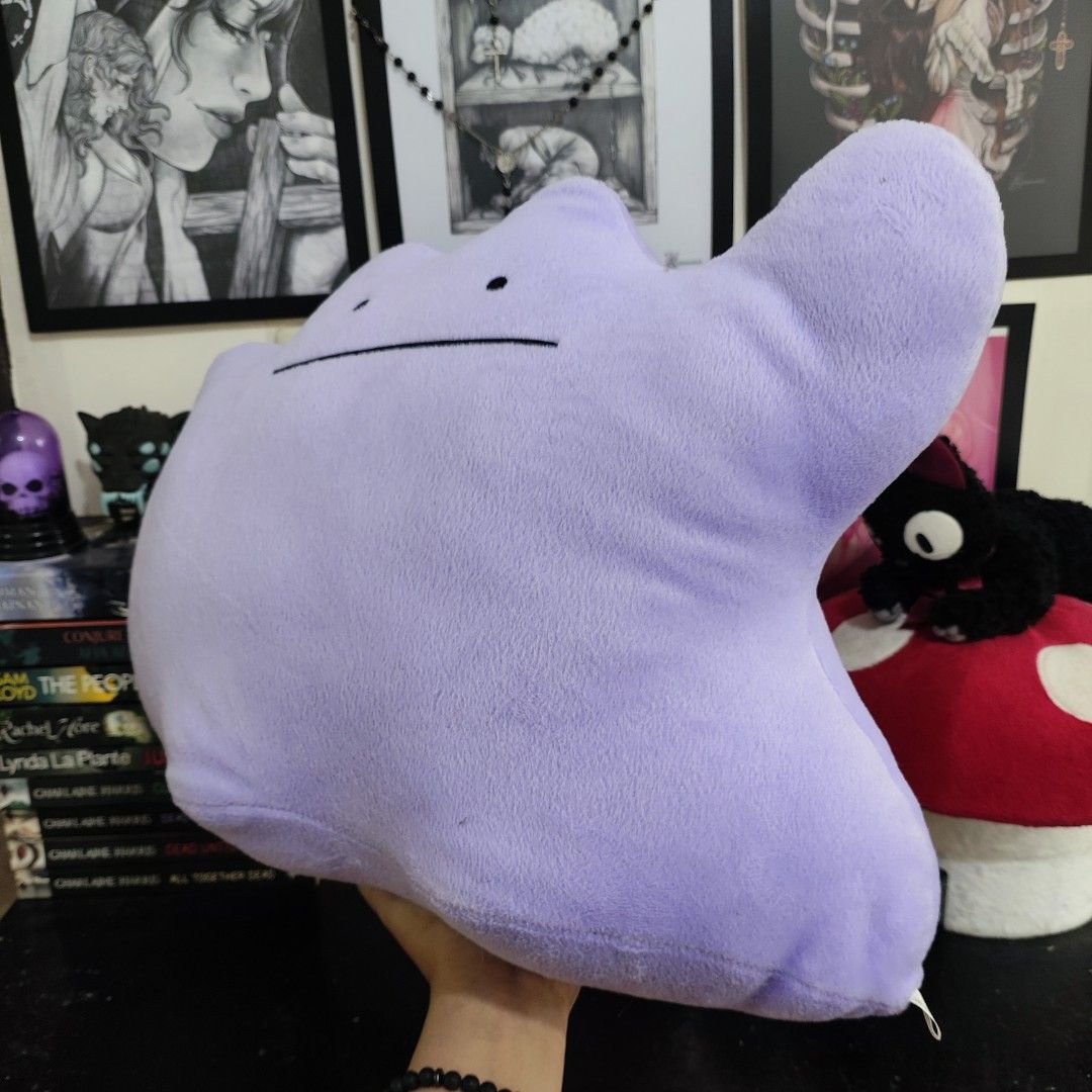 ✦ Banpresto Pokemon Ditto / Metamon Plush ✦ (Category: Plushies & Soft Toys) located in Santa Rosa. Submitted by rusalkascottage (Listing ID 1469376790, Image 3). Description: ୨୧ ───────────── ୨୧ P350 GC@@@sh P470 COD / PayLater ♡ WYSIWYG ♡ Good condition ♡ Onhand & ready to ship ୨୧ ───────────── ୨୧ ✦ FAQs ✧ Location: Sta. Rosa, Laguna ✧ Shipping starts at P36 ✧ COD price is adjusted due to platform fees. Vouchers may be used if available. ୨୧ ───