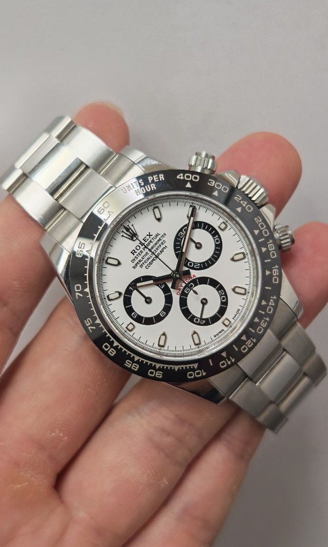 🔥 CHEAPEST Mint Unpolished Rolex Daytona 116500ln Panda complete full set with white tag and receipts year 2016 (Category: Watches) located in Singapore. Submitted by dr.watches (Listing ID 1469186895, Image 1). Description: 🔥 CHEAPEST Mint Unpolished Rolex Daytona 116500ln Panda complete full set box and papers with white tag and purchase receipts year 2016.