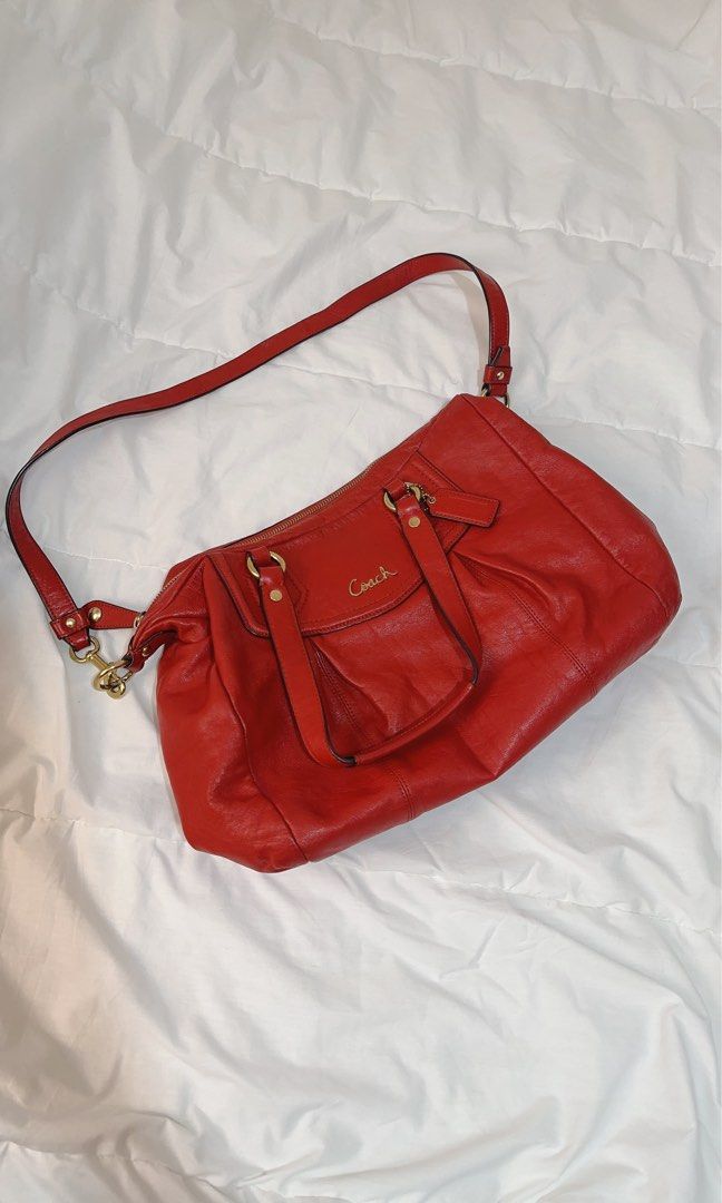 🇰🇷 Coach Ashley Satchel (Authentic & Preloved from Korea) (Category: Shoulder Bags) located in Imus. Submitted by angelc.closet (Listing ID 1469201397, Image 2). Description: .