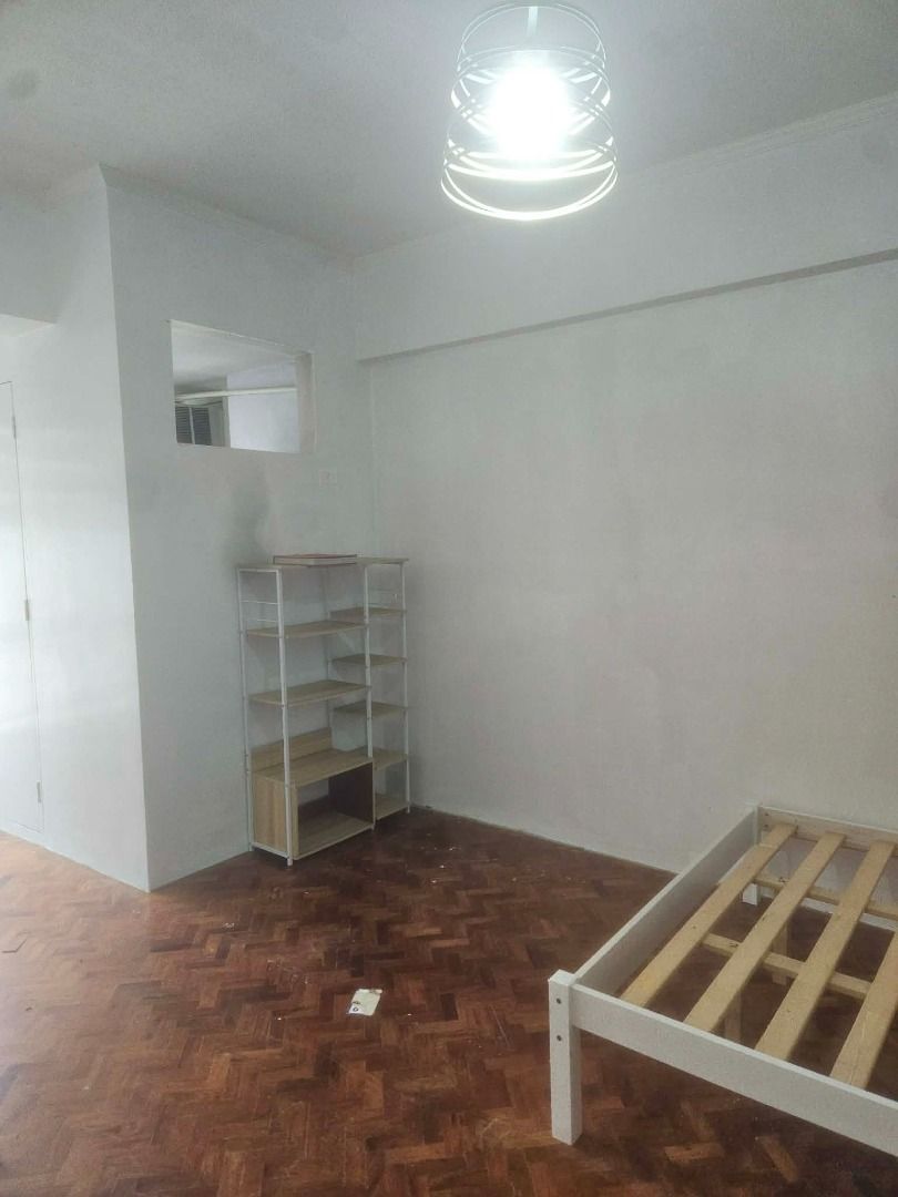 🏡 FOR LEASE | STUDIO UNIT WITH BED (Category: Apartments & Condos) located in Pasig City. Submitted by ortigasrealestatecom.co (Listing ID 1469194370, Image 3). Description: 🏡 FOR LEASE | STUDIO UNIT WITH BED Looking for a comfortable and practical space to call home? ✨ This studio unit comes with a bed, making it a convenient option for individuals who want a simple, functional living space. 📍 Location: City & Land Mega Plaza 💰 Monthly Rent:
