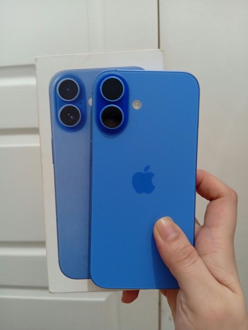 📱 FOR SALE: iPhone 16 256GB (Category: iPhone 16 Series) located in Malvar. Submitted by iamjane05 (Listing ID 1469220276, Image 2). Description: * Model: iPhone 16 * Storage: 256GB * Battery Health: 85% * Condition: Excellent * SIM Status: Openline * Inclusions: Original box * Repair History: Never repaired ✅ Well taken care of ✅ No repair history ✅ Openline — ready for your SIM ✅ Good for personal use or upgrade! 📍 Meet-up or delivery can be 