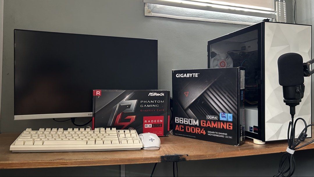 🎮 i5-12th gen PC (Category: Desktops) located in Antipolo. Submitted by jjoolian (Listing ID 1469167493, Image 1). Description: 💰 PRICE OPTIONS * 💻 System Unit Only: ₱16,499 FIXED * ❤️‍🔥 TAKE ALL: ₱18,499 (PC + Monitor + Monitor Arm) 💻 PC SPECIFICATIONS * CPU: Intel Core i5-12400F + Stock Cooler * Motherboard: Gigabyte B660M Gaming AC DDR4 (Wi-Fi + Bluetooth) * GPU: ASRock RX 570 Phantom Gaming 4GB * RAM: Kingston Fury Beast 8GB DDR4 3200MHz
