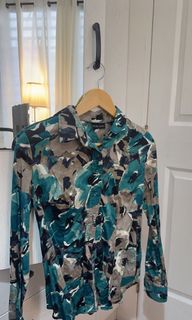 (Category: ) located in . Submitted by angelc.closet (Listing ID 1469189999, Image 1). Description: .