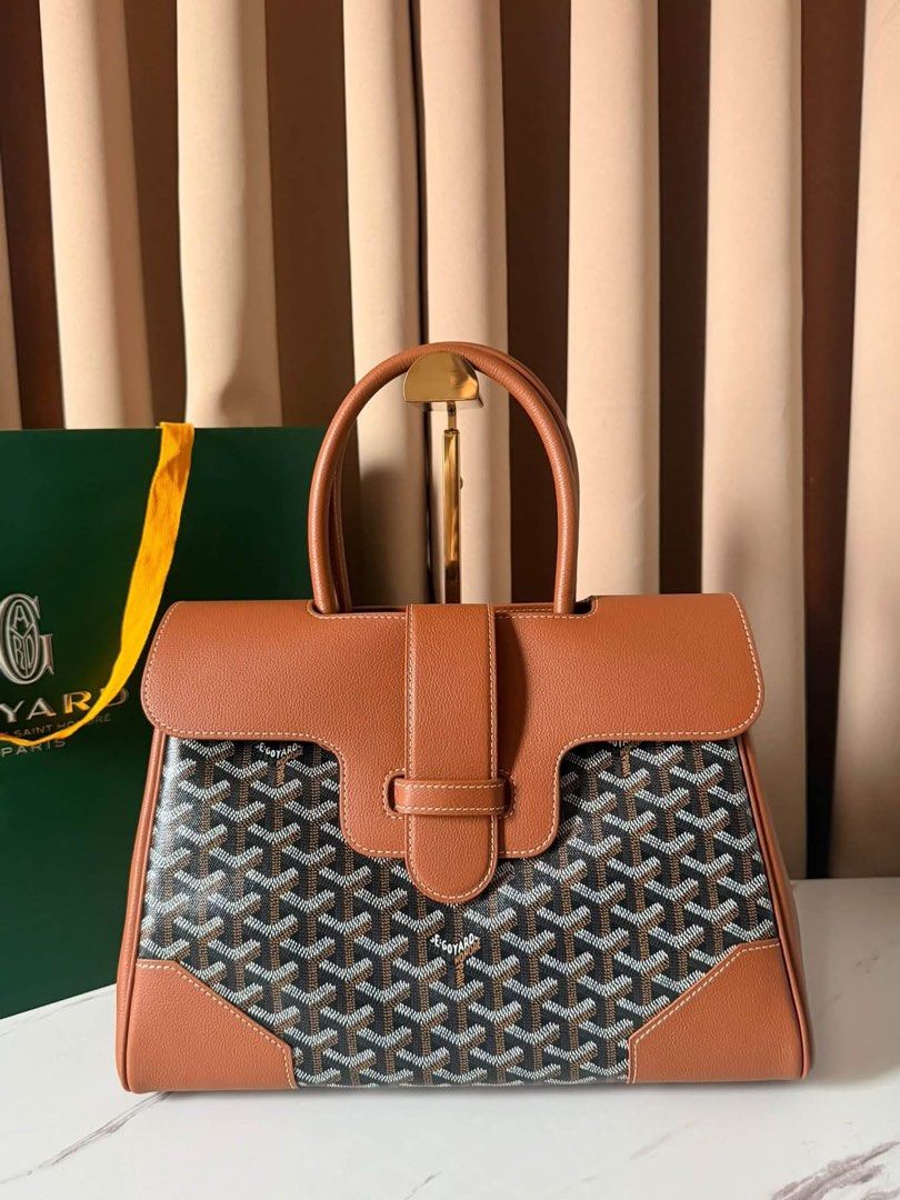 ❣️ Saìgon tote Bag❣️ (Category: Tote Bags) located in Manila. Submitted by annmacalua (Listing ID 1469168074, Image 1). Description: What u see is what u get!🥰.
