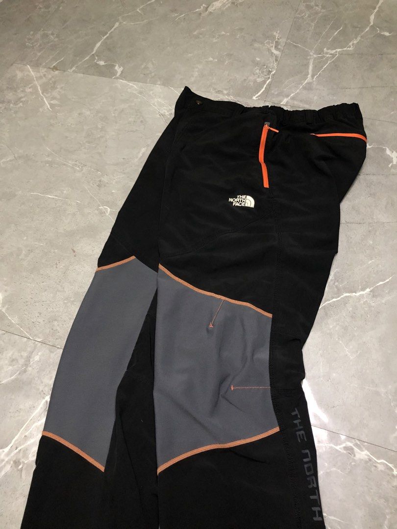 ⚜️ THE NORTH FACE SUMMIT OFF WIDTH PANTS⚜️ (Category: Joggers) located in Minglanilla. Submitted by cj_sedano427 (Listing ID 1469303741, Image 2). Description: .