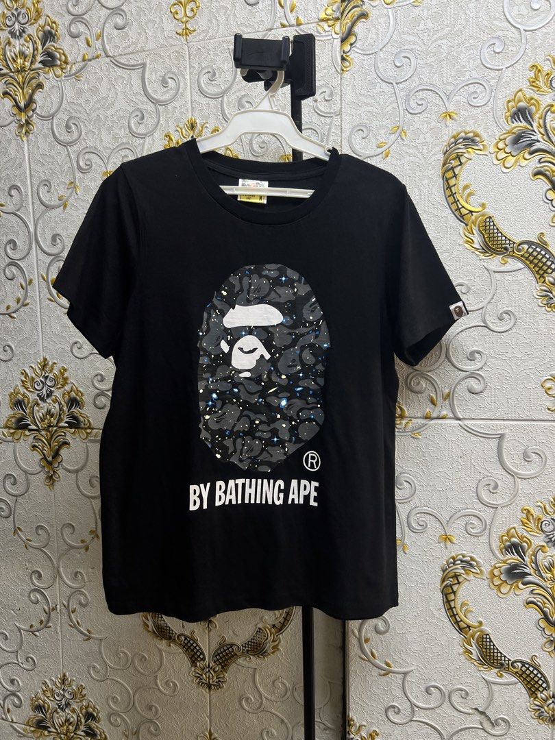 A Bathing Ape Bape Space Camo Ape Head Tee (Category: Tshirts & Polo Shirts ) located in Manila. Submitted by irenekaren57943 (Listing ID 1469168340, Image 1). Description: 𒊹︎ A Bathing Ape BAPE Space Camo Ape Head T-Shirt ➤ 𝟐𝟎 𝐖 | 𝟐𝟕.𝟓 𝐋 (𝐌-𝐒𝐞𝐦𝐢 𝐋) ➤ 𝐋𝐢𝐤𝐞 𝐍𝐞𝐰 ➤ 𝐍𝐨 𝐈𝐬𝐬𝐮𝐞 .