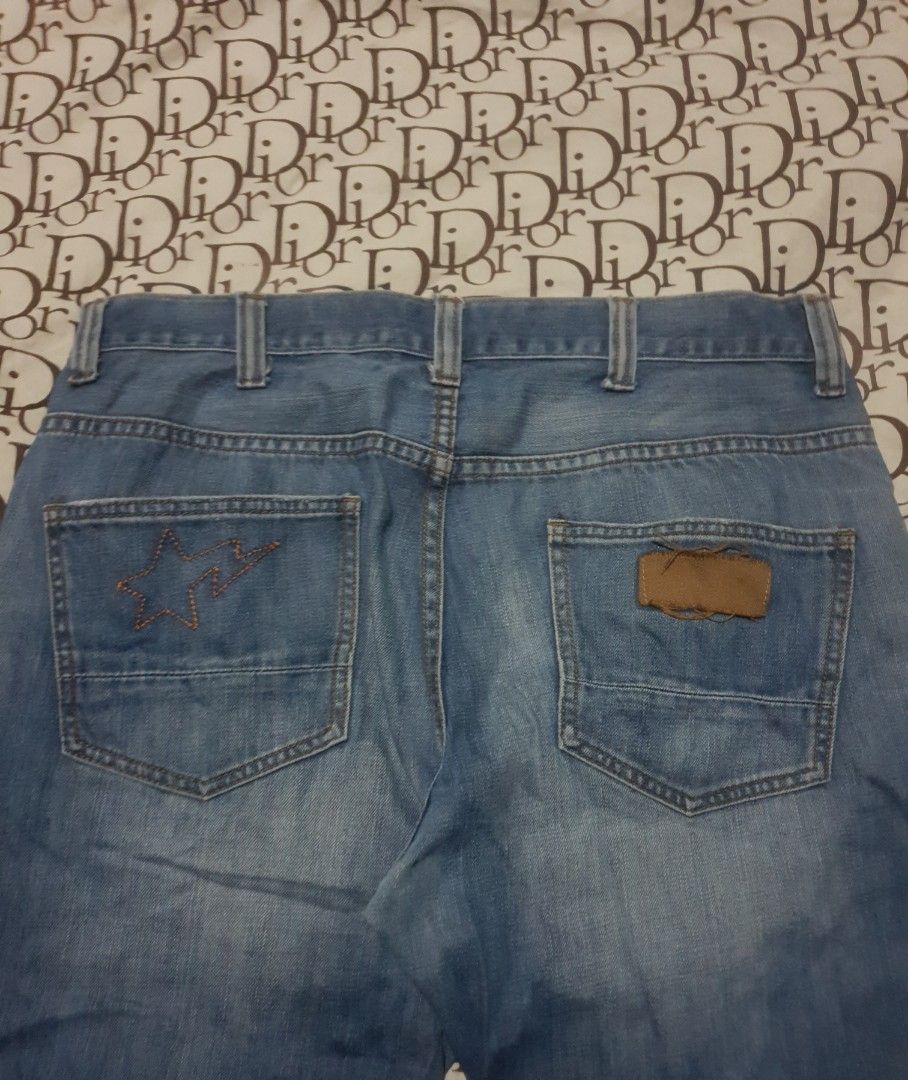 A Bathing ape Pants Bape pants bapesta (Category: Jeans) located in San Fernando. Submitted by retro.district. (Listing ID 1469371576, Image 2). Description: - A Bathing ape Pants Bape pants bapesta embroid - Size: Large - XL Waistline: 36 Length: 46 thighs: 12.5 Leg Opening: 8.5 - Condition: Good - Issue: Hole (Not sure if design) - Color Rate: 9.5/10.