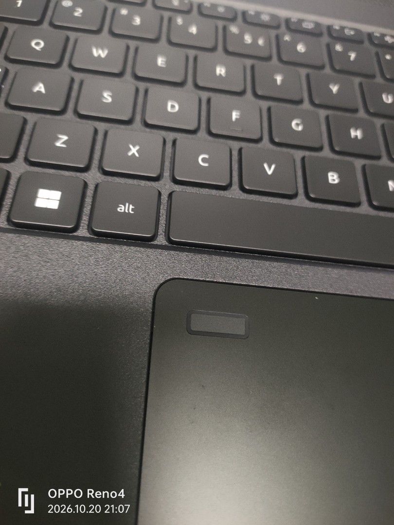 Acer Laptop with Black Keyboard and Touchpad (Category: Laptops & Notebooks) located in Manila. Submitted by nathane (Listing ID 1469309116, Image 1). Description: 12th Gen Intel Core i7 Processor: Hybrid architecture optimizes performance & efficiency. 15.6" FHD IPS Display: Sharp, vibrant visuals with wide viewing angles. 8GB DDR4 Memory: Smooth multitasking and business productivity. 512gb NVMe SSD Storage: Fast boot times and large storage ca