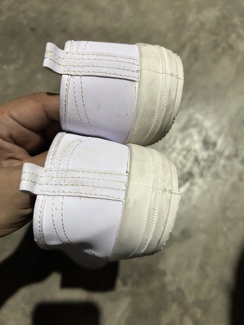 Achilles Flexible Shoes (Category: Flats & Sandals) located in Quezon City. Submitted by jjsurplus_23 (Listing ID 1469293897, Image 3). Description: 24.5cm.