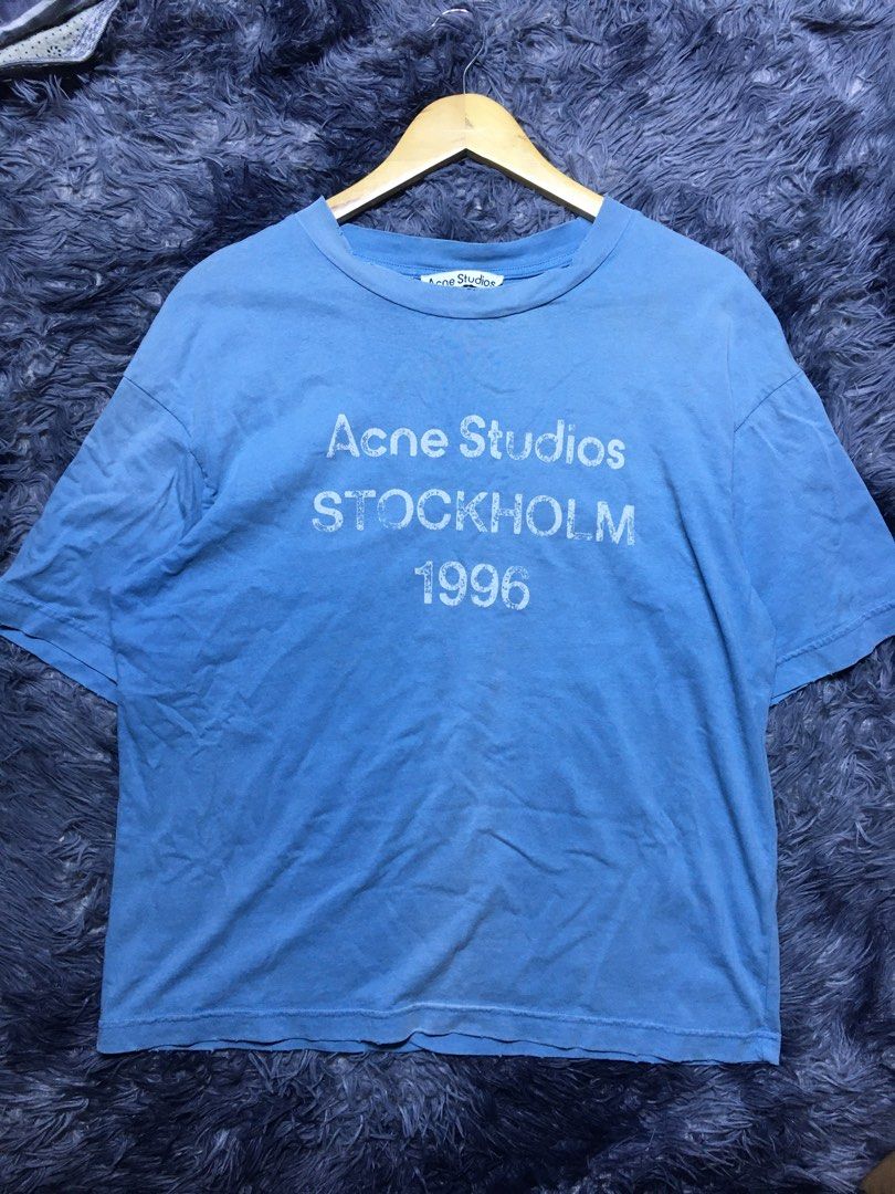 Acne Studios Tshirt Distress (Category: Activewear) located in Cagayan de Oro. Submitted by rosellersumod-ong (Listing ID 1469207828, Image 1). Description: good condition issue medjo lose neck cr8.5/10 authentic dimes 21.5/26 .