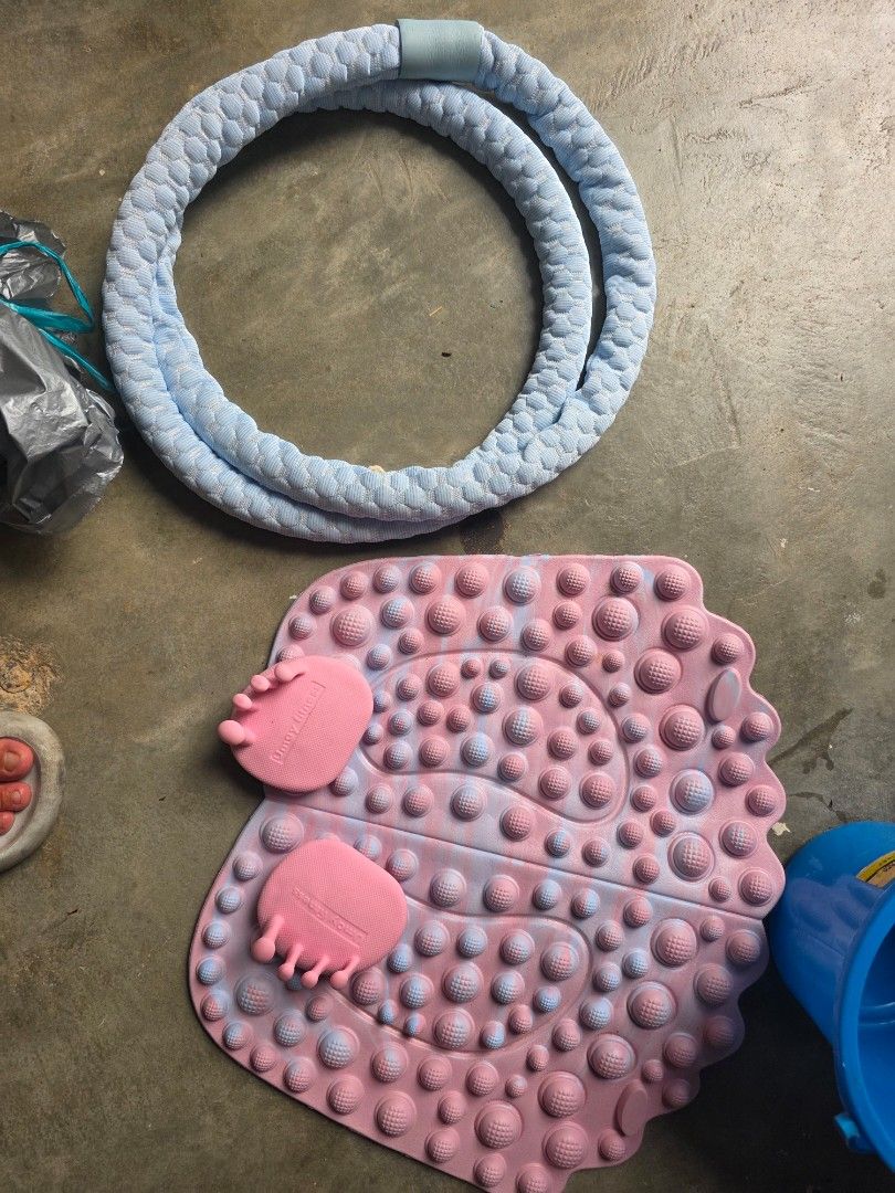 Acupressure foot massage mat and blue hula hoop, Sports Equipment ...