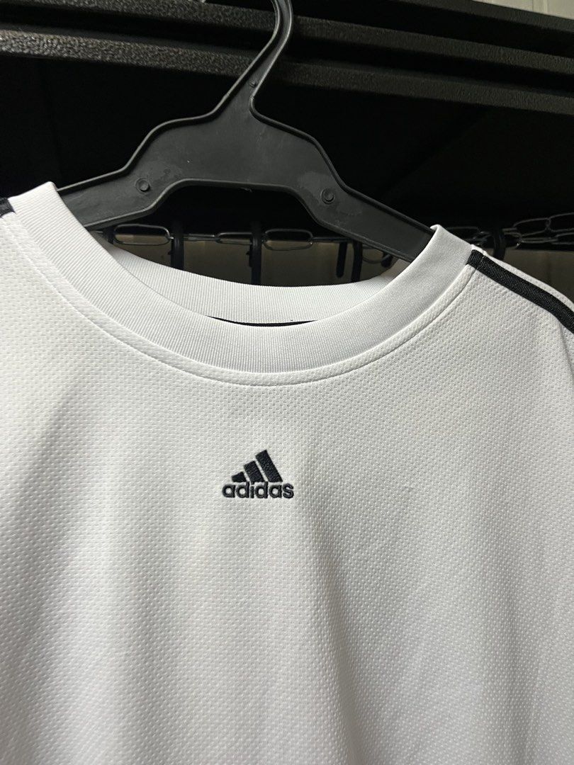 Adidas Basketball Jersey White (Category: Activewear) located in Muntinlupa City. Submitted by ninenine.collective (Listing ID 1469322830, Image 2). Description: dimes 27/32.