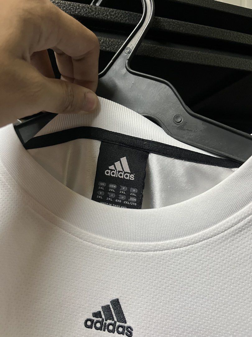 Adidas Basketball Jersey White (Category: Activewear) located in Muntinlupa City. Submitted by ninenine.collective (Listing ID 1469322830, Image 3). Description: dimes 27/32.