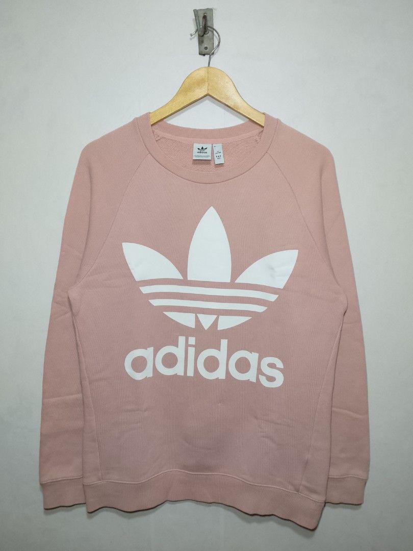 Adidas Big Logo Sweater (Category: Hoodies) located in Dasmarinas. Submitted by alexander24 (Listing ID 1469309796, Image 1). Description: Adidas Big Logo Sweater Size: Medium to Large Dimes: W20 x L28 Condition: Excellent Color rate: 9.8/10 No issue.