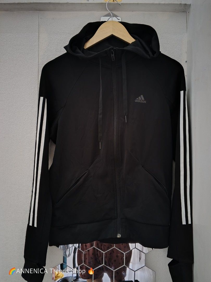 ADIDAS CLIMALITE HOODIE ZIP BLACK (Category: Coats, Jackets and Outerwear) located in Bulacan. Submitted by annenicathriftthriftlang (Listing ID 1469189687, Image 1). Description: *ADIDAS CLIMALITE HOODIE ZIP BLACK* 🖤 *Size M on tag - P450 ONLY!* *DIMES:* - Width: 20-21 inch - Length: 27 inch - Sleeve: 24 inch - Shoulder: 17 inch - Fit: S to M *CONDITION:* Excellent condition, no issue, 3 stripes buo, zipper working, climalite presko tela *BEST 
