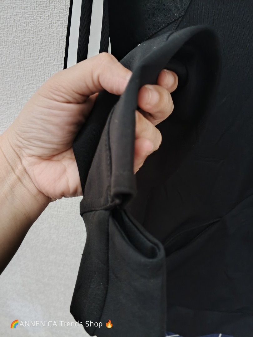ADIDAS CLIMALITE HOODIE ZIP BLACK (Category: Coats, Jackets and Outerwear) located in Bulacan. Submitted by annenicathriftthriftlang (Listing ID 1469189687, Image 3). Description: *ADIDAS CLIMALITE HOODIE ZIP BLACK* 🖤 *Size M on tag - P450 ONLY!* *DIMES:* - Width: 20-21 inch - Length: 27 inch - Sleeve: 24 inch - Shoulder: 17 inch - Fit: S to M *CONDITION:* Excellent condition, no issue, 3 stripes buo, zipper working, climalite presko tela *BEST 