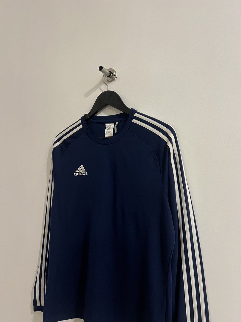 Adidas Estro 15 Climalite Long-Sleeve Jersey (Authentic) (Category: Activewear) located in Iligan City. Submitted by wenologgyy (Listing ID 1469363822, Image 3). Description: Adidas Estro 15 Climalite Long-Sleeve Jersey (Authentic) •(Very Good Condition) •(Issue: Check Pics) • (Size 105 on tag) (Large) 💰₱ 488.