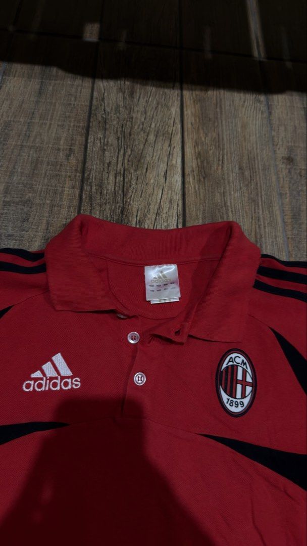 ADIDAS MADRID JERSEY (Category: Activewear) located in Manila. Submitted by urban-vintage_2 (Listing ID 1469326160, Image 2). Description: ISSUE: NONE (NEED WASH) MOP :GCASH (NO COD) SHIP VIA: LALAMOVE & J&T LOCATION: PASIG CITY LENGTH: 28 WIDTH : 24.