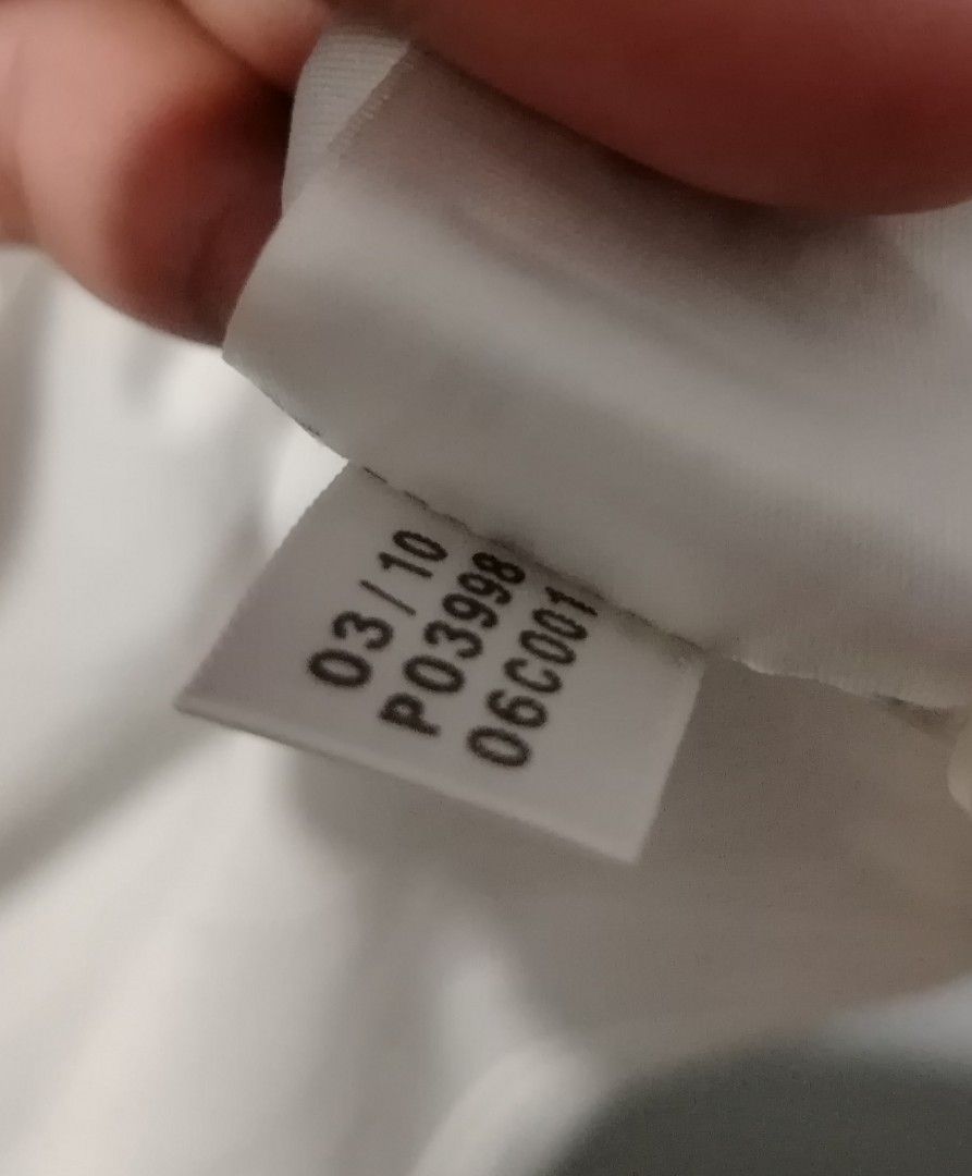 Adidas polo (Category: Formal Shirts) located in Bocaue. Submitted by adrianberi35876 (Listing ID 1469257668, Image 3). Description: .