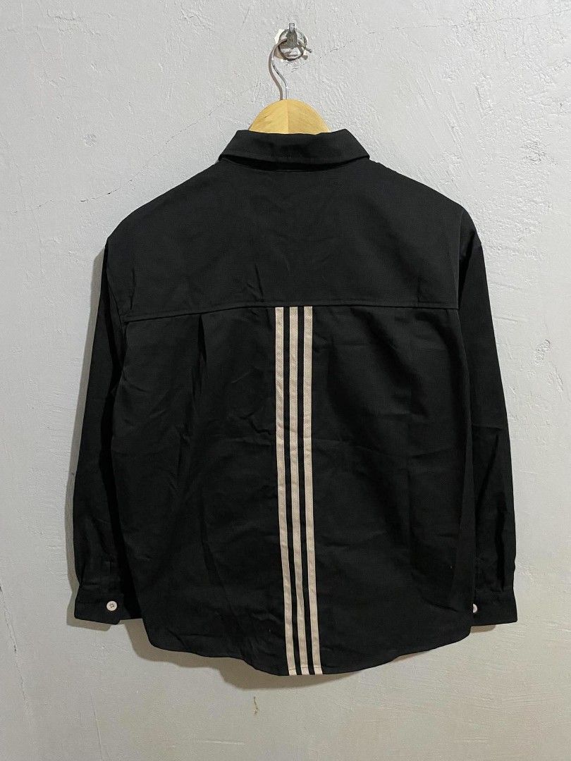 ADIDAS POLO BOTTONDOWN WITH POCKET (Category: Tshirts & Polo Shirts ) located in Dipolog. Submitted by 2hccollective (Listing ID 1469389456, Image 2). Description: excellent to as new size XL.