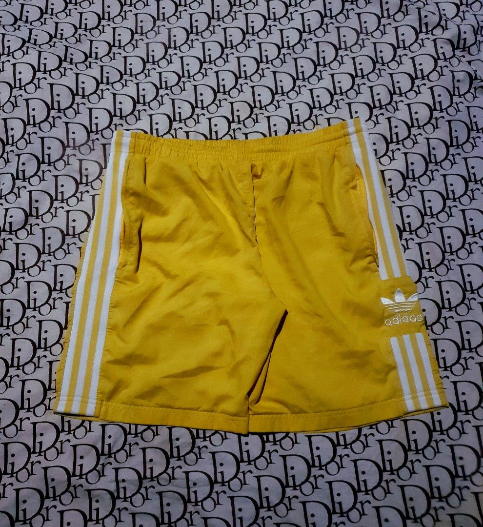 Adidas shorts (Category: Swim Trunks & Board Shorts) located in San Fernando. Submitted by retro.district. (Listing ID 1469375269, Image 1). Description: - Adidas shorts swim shorts - Size: Large Waistline: Freesize w/ Lace Length: 18 thighs:12 Leg opening: 11.