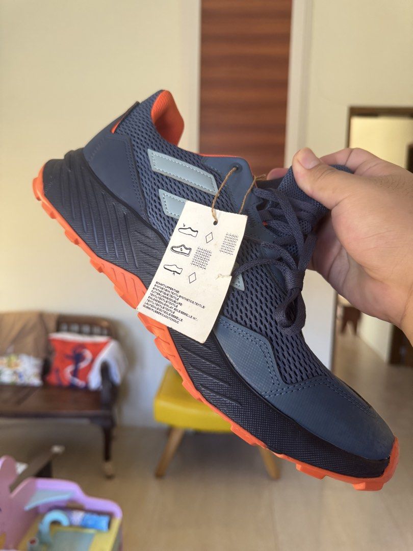 Adidas Tracefinder Shoes (Category: Casual Shoes) located in Dumaguete. Submitted by neeks.vtg (Listing ID 1469186048, Image 3). Description: .