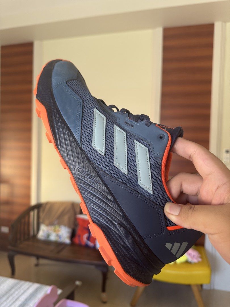 Adidas Tracefinder Shoes (Category: Casual Shoes) located in Dumaguete. Submitted by neeks.vtg (Listing ID 1469186048, Image 1). Description: .