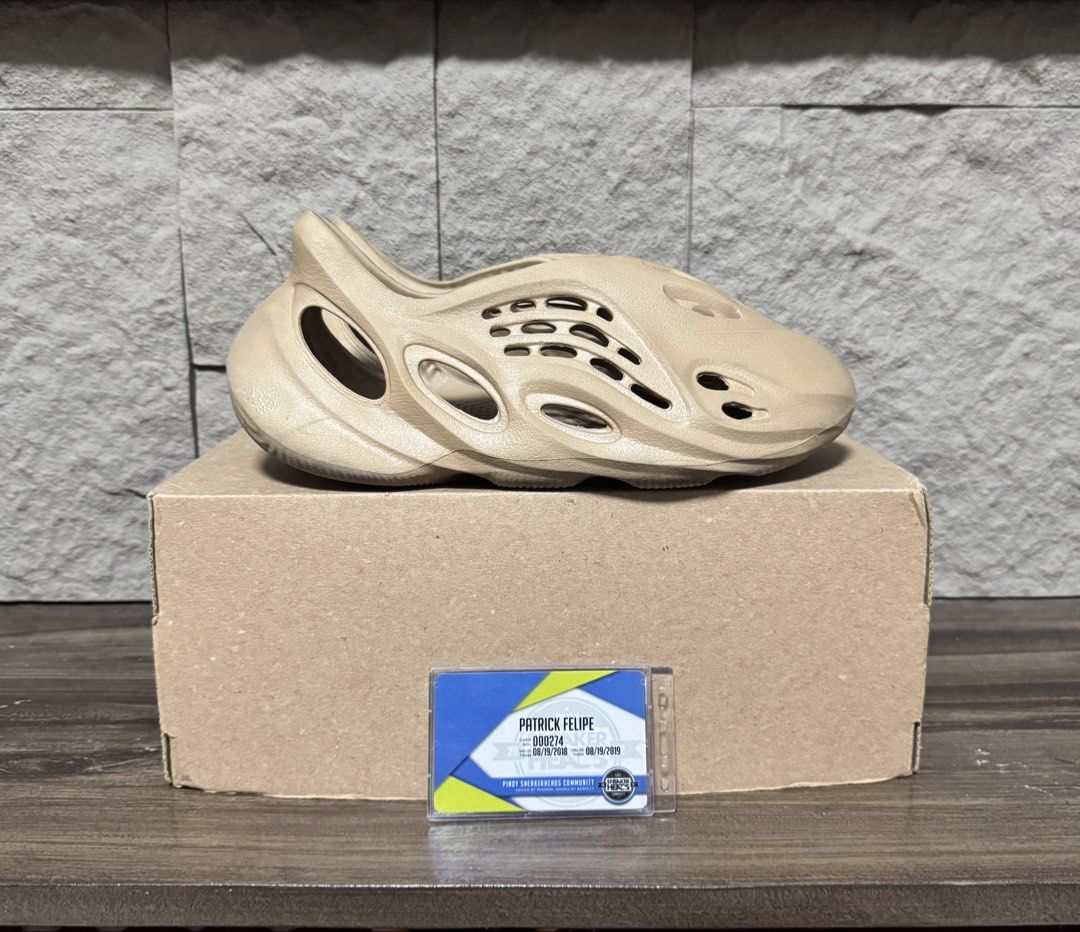 Adidas Yeezy Foam RNR mist (Category: Sneakers) located in Caloocan City. Submitted by onetwelvetwelve (Listing ID 1469317061, Image 1). Description: - Brand: Adidas Yeezy Foam RNR - Colorway: mist - Condition: used - Material: Lightweight molded EVA foam - Design: Futuristic slip-on with ventilation ports for breathability - Style: Minimalist and extremely comfortable for daily casual wear.