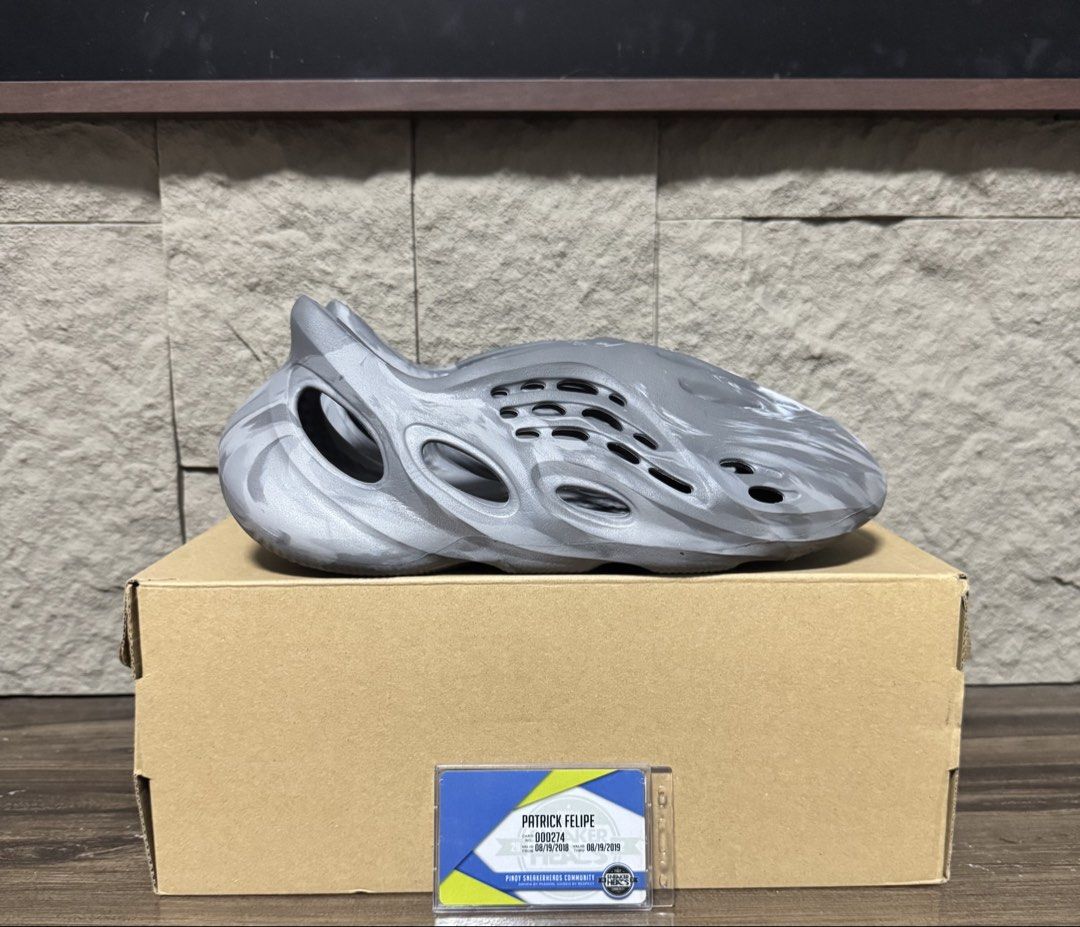Adidas Yeezy Foam RNR MX Granite (Category: Sneakers) located in Caloocan City. Submitted by onetwelvetwelve (Listing ID 1469316867, Image 1). Description: - Model: Adidas Yeezy Foam RNR - Colorway: MX Grey (Unique marbled grey and white pattern) - Condition: used 2x - Features: Lightweight foam construction with cutout ventilation ports for maximum airflow - Packaging: Includes original plain brown box - Trusted seller: Deal with confidence, fas