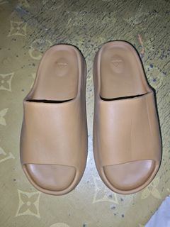 (Category: ) located in . Submitted by jaysthrift (Listing ID 1469288429, Image 1). Description: .