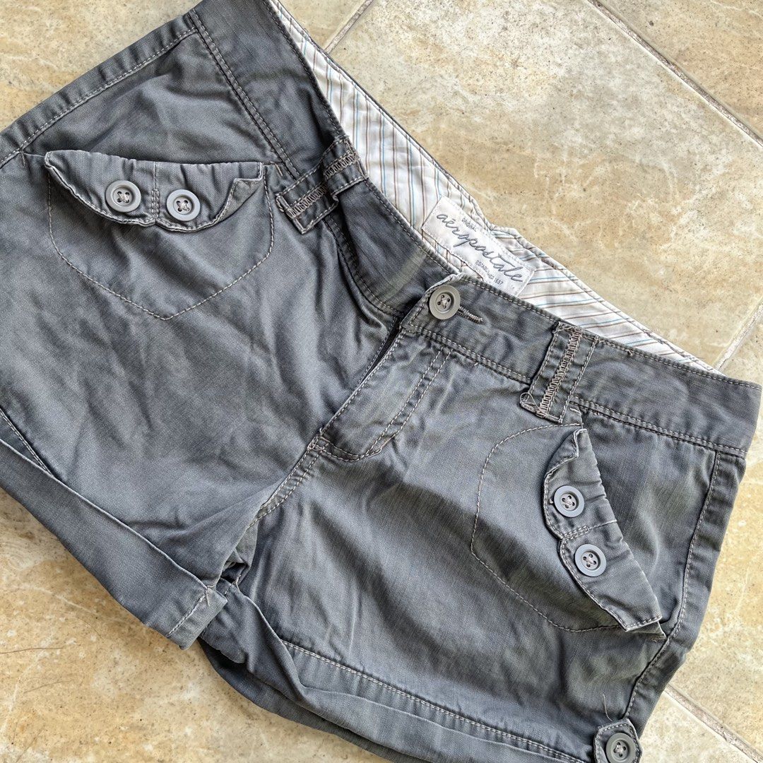 Aeropostale Short (Category: Shorts) located in Quezon City. Submitted by chikinita (Listing ID 1469308455, Image 2). Description: 32x11.