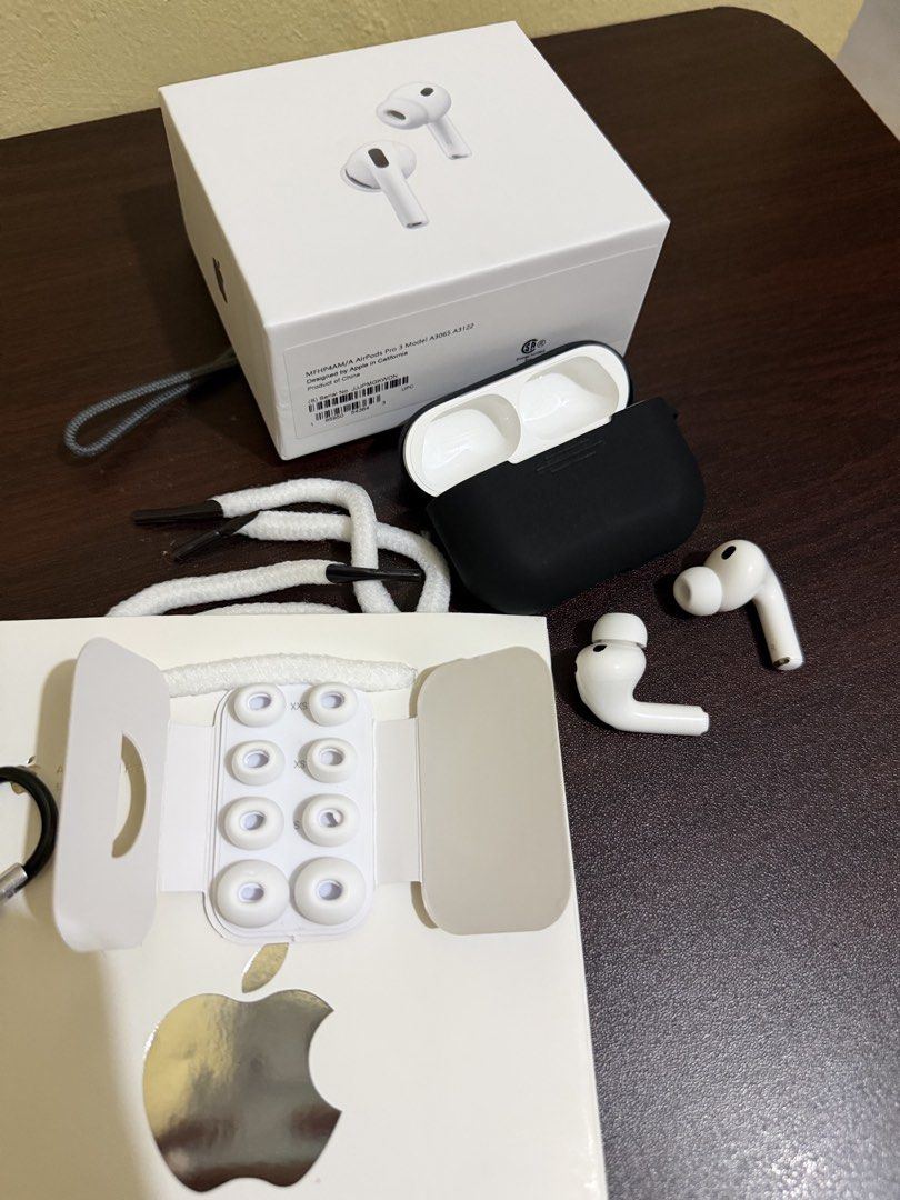 Airpods pro 3 (Category: Earphones) located in Taguig. Submitted by nakiash (Listing ID 1469298928, Image 2). Description: FOR SALE: AirPods Pro 3 (IMITATION ONLY) Looking for an affordable alternative to the original? This might be for you! ✌️ ✅ Imitation unit only — NOT ORIGINAL ✅ All features are working ✅ Strong sound output — based on my personal experience, even louder than my original AirPods Pro 2 ✅ Good ANC (Active Noise Cancellation) ✅ 