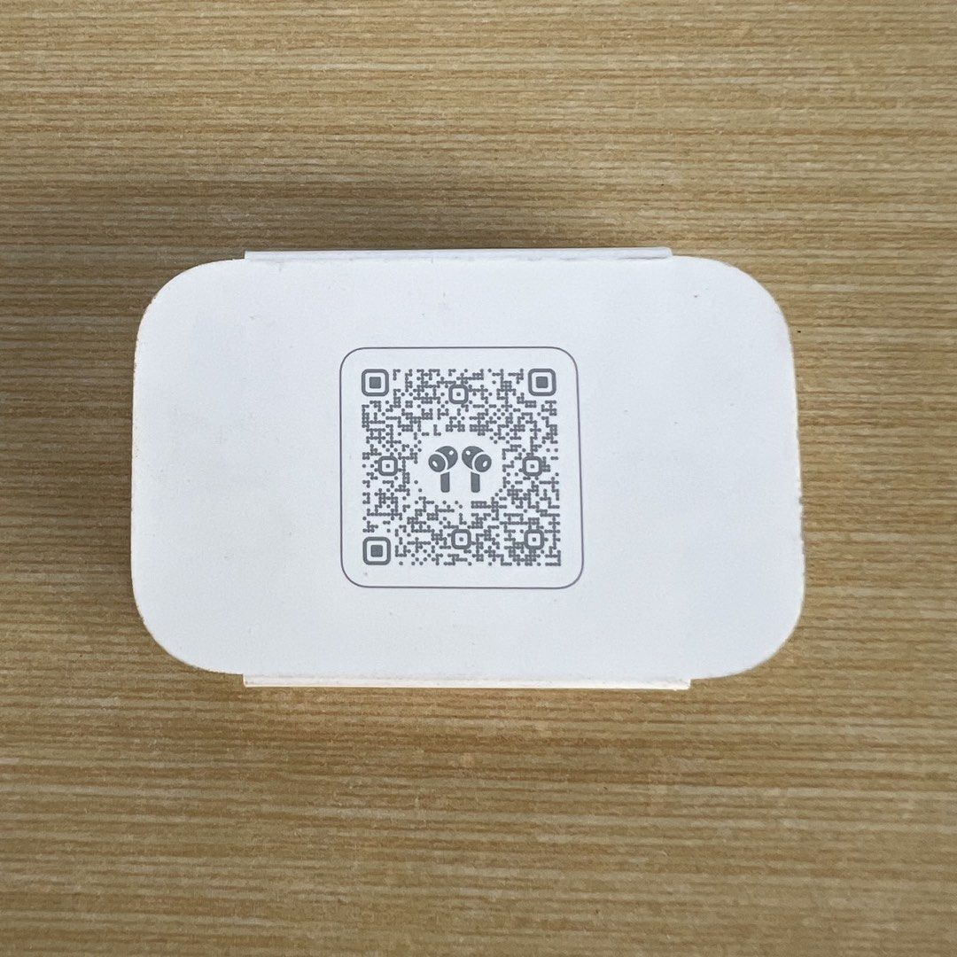 Airpods Pro 3 Eartips Set (Original) (Category: Earphones) located in Cebu City. Submitted by luckyyfindss (Listing ID 1469271016, Image 3). Description: Airpods Pro 3 Eartips Set (Original) - Brand New - Came from Airpods Pro 3 box - Have medium size but only selling it per pair 🚚 Courier, Shipping, or Delivery thru: J&T 💸 Mode of Payment: Gcash or Maribank 📩 PM or DM me for reviews, feedbacks, and more proof of transactions of my buyers for 