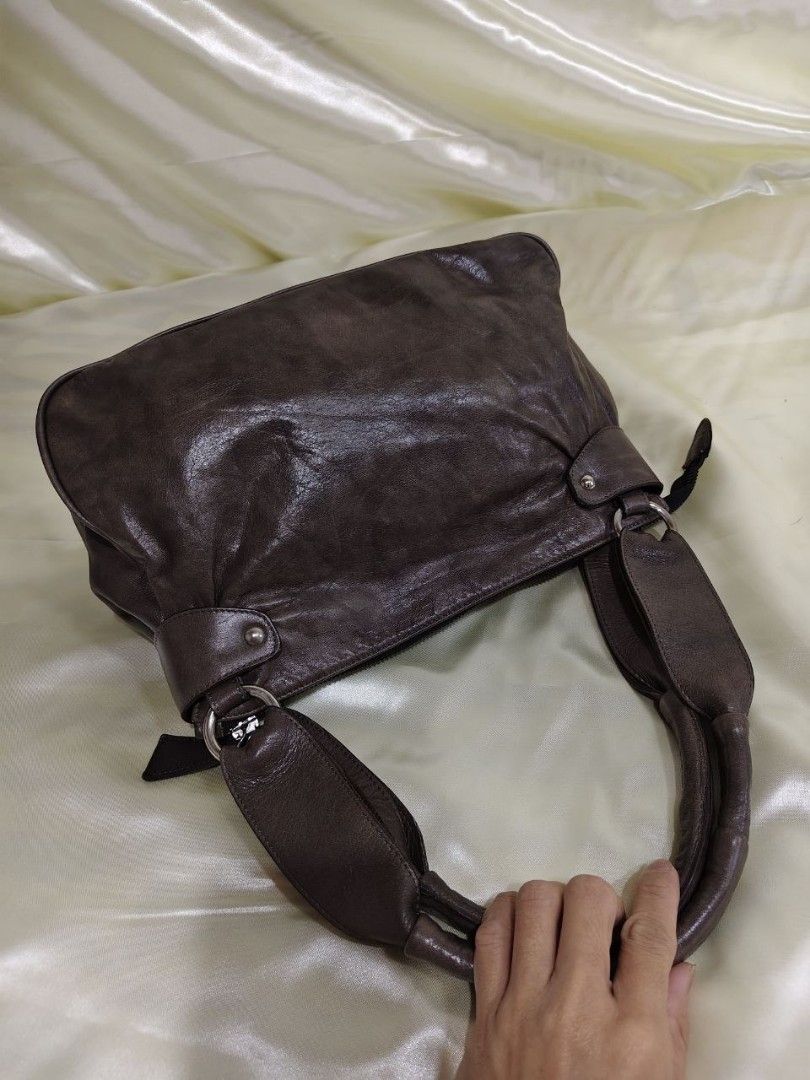 ALCHIMIA SHOULDER BAG 13/10" (Category: Shoulder Bags) located in Gamu. Submitted by 2022bagsbunny (Listing ID 1469193205, Image 2). Description: .