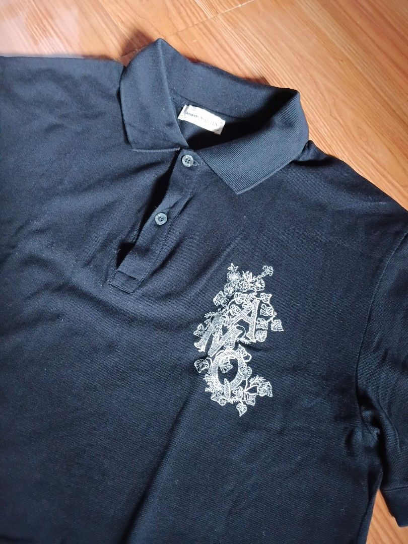 Alexander Mcqueen polo shirt syllables (Category: Tshirts & Polo Shirts ) located in Bulacan. Submitted by darrensthrift (Listing ID 1469225792, Image 2). Description: NEGOTIABLE❗️❗️ Size L on tag L28 W21 NO ISSUE ❗️ 📍SJDM, BULACAN.