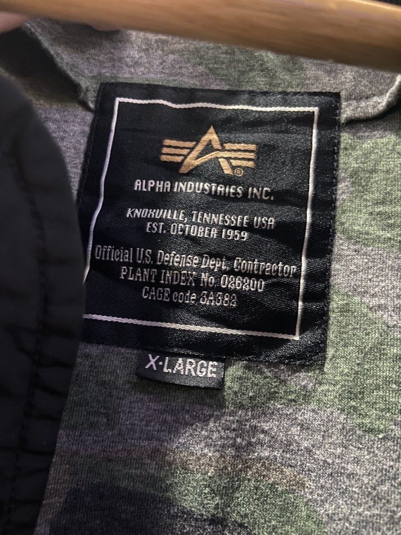 Alpha industries MA-1 camo inner (Category: Coats, Jackets and Outerwear) located in Tukuran. Submitted by retrothrifter88 (Listing ID 1469197798, Image 2). Description: 22x27 medium to large.
