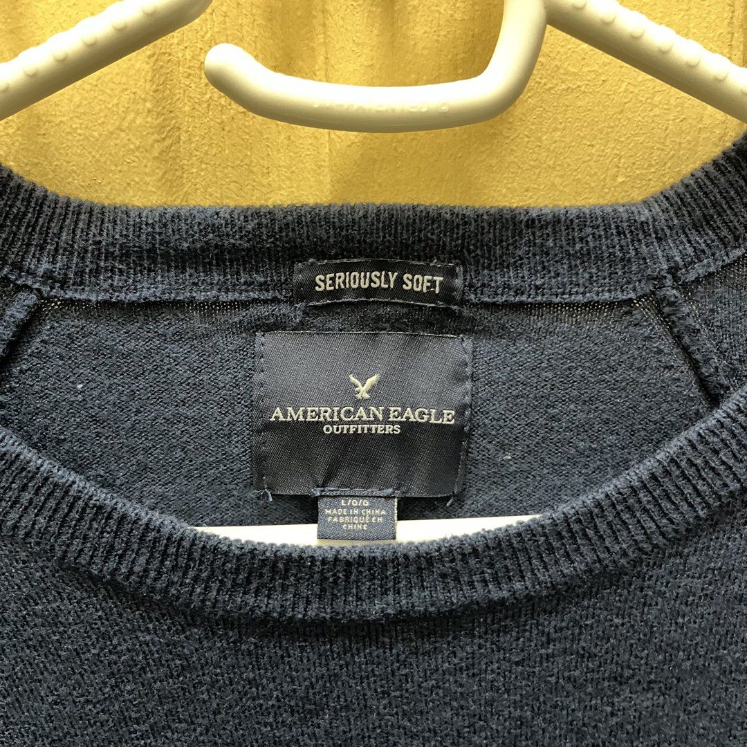 American Eagle Navy Blue Seriously Soft Crewneck Sweater - Large (Category: Coats, Jackets and Outerwear) located in Quezon City. Submitted by annmalabanan (Listing ID 1469278055, Image 2). Description: Location: Palmera Homes, Novaliches, QC.