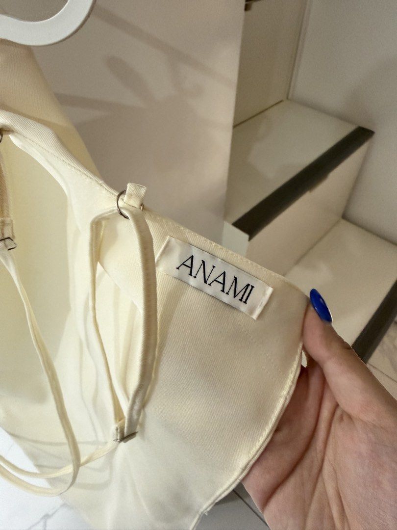 anami backless one shoulder top (Category: Blouses) located in Manila. Submitted by iloveclothes5678 (Listing ID 1469249648, Image 3). Description: adjustable fits xs to m ALL ITEMS ARE BRAND NEW UNLESS STATED OTHERWISE. all items are authentic. tags are removed for laundry but most of these i never got to wear / don’t have an occasion for. NO LAWBALLERS. NO EXTRA PHOTOS. no when worn.