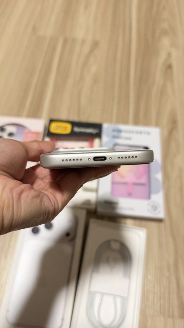 Apple iPhone 17 Pro Max Silver 256GB (Category: iPhone 17 Series) located in Quezon City. Submitted by crisjalaine (Listing ID 1469308662, Image 3). Description: 📱 FOR SALE: iPhone 17 Pro Max 256GB – Silver 🤍 💰 Selling Price: ₱69,999 ONLY! ✨ Selling my personal iPhone 17 Pro Max in Silver! 🤍 Color: Silver 💾 Storage: 256GB 🔋 Battery Health: 99% 🛡️ Warranty: Until March 2027 🎁 FREE 3 phone cases worth ₱10,000! 💯 Personal unit ✨ Great batte