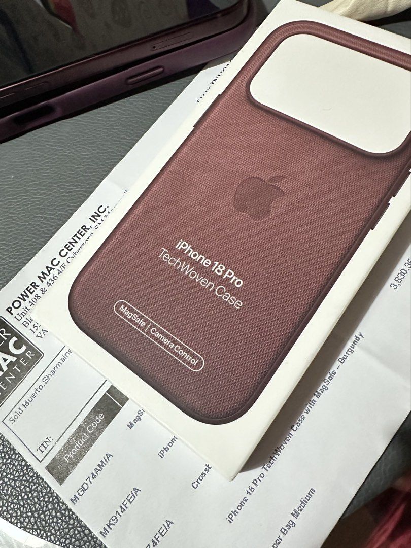 Apple iPhone 18 Pro TechWoven Case Burgundy (Category: Cases & Sleeves) located in Manila. Submitted by sharmscarousel (Listing ID 1469367938, Image 1). Description: Selling this iPhone 18 Pro TechWoven Case in Burgundy!! Nagkamali ako ng inorder online sa PowerMac. For Pro Max talaga dapat. I only realized when I wanted to put it on! Natanggal lang ung seal pero di pa nagamit. Huhu. Please kunin nyo na 🥹🥹 if you’re within Metro Manila, free sh