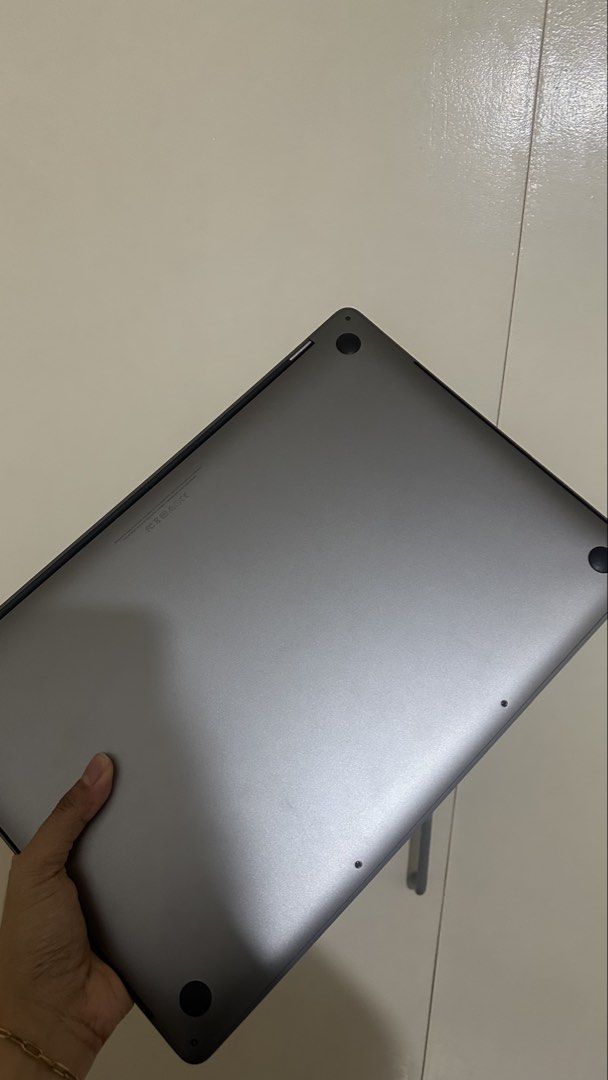 Apple MacBook Pro 15-inch (Category: Laptops & Notebooks) located in Las Pinas. Submitted by calizoosh (Listing ID 1469203526, Image 3). Description: - Apple MacBook Pro A1707 (Space Grey) - year: 2016 - 15 inches with Touch Bar - 256GB - Inclusions: Original power adapter and USB-C charge cable - Defective LCD.